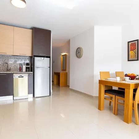 Oceanfront Tenerife South Albatros 145 *